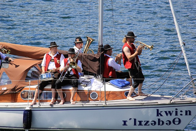 也为施罗德 也为施罗德